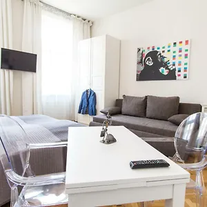 Apartment Design I Contactless Check-in Österreich